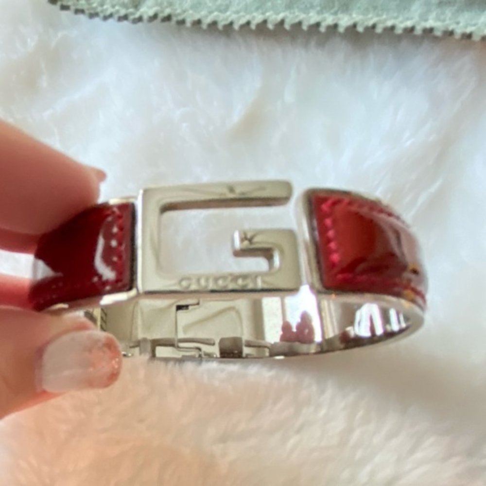 Gucci G Luxury Jewelry Metal Bracelet Cuff in Silver and Red includes COA - Picture 4 of 13